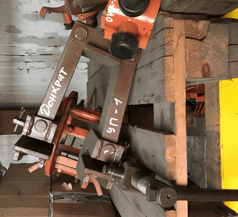 Устройство для правки кромок труб УП-1