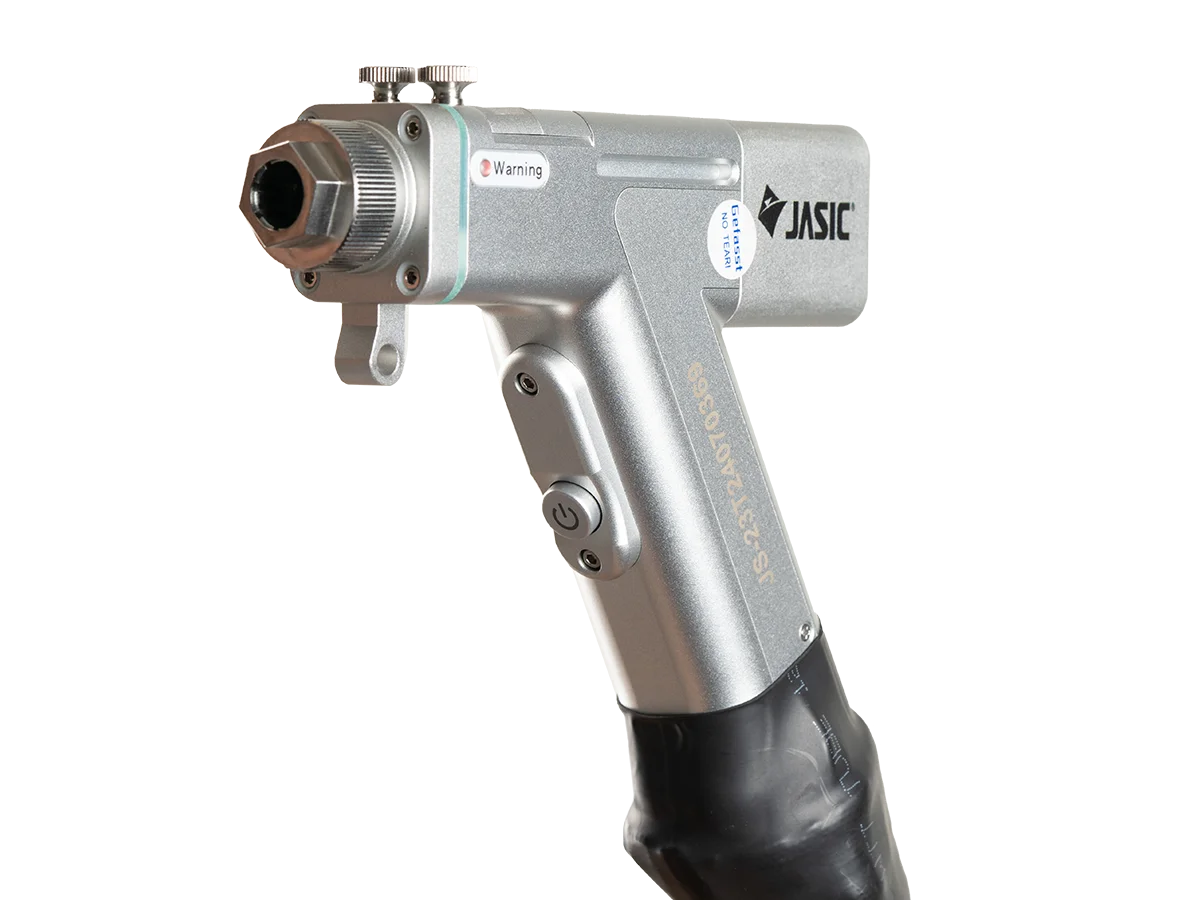 Аппарат для ручной лазерной сварки и резки LASER CLEAN 2000 3.0