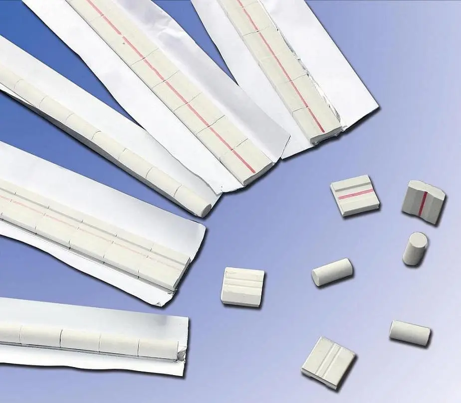 Керамические подкладки плоские 27x7,8 мм с канавкой 10x0,9 мм