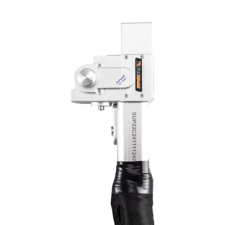 Аппарат для ручной лазерной очистки FOXWELD LASER 3000-1-МТ