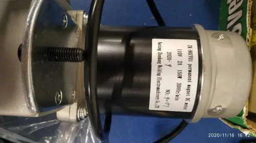 Механизм подачи проволоки для сварочного трактора