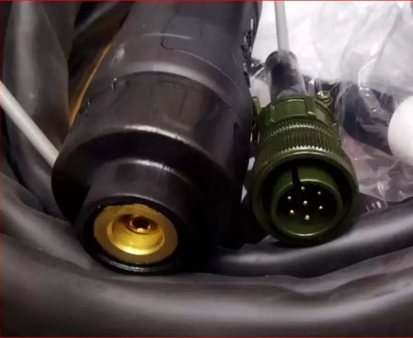 Аргоновая горелка КЕДР TIG-26KPFX EXPERT, 7-PIN, 7.6 М